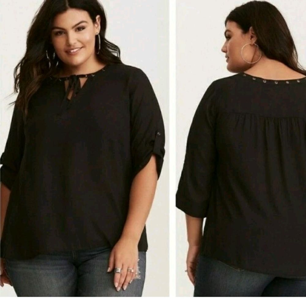Torrid Black Lace Up Tie Neck Grommet Blouse Shirt Women's Size 1X